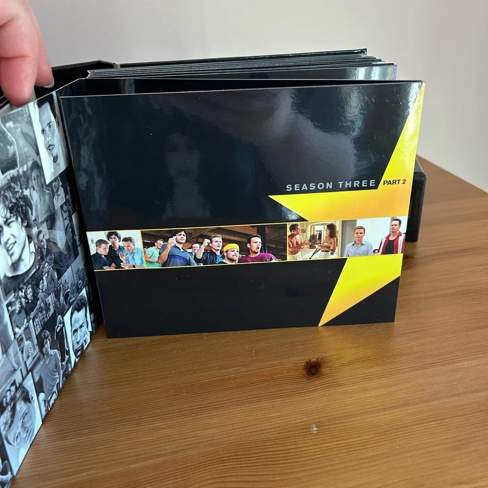 Entourage Series DVD Collection - Picture 8 of 14